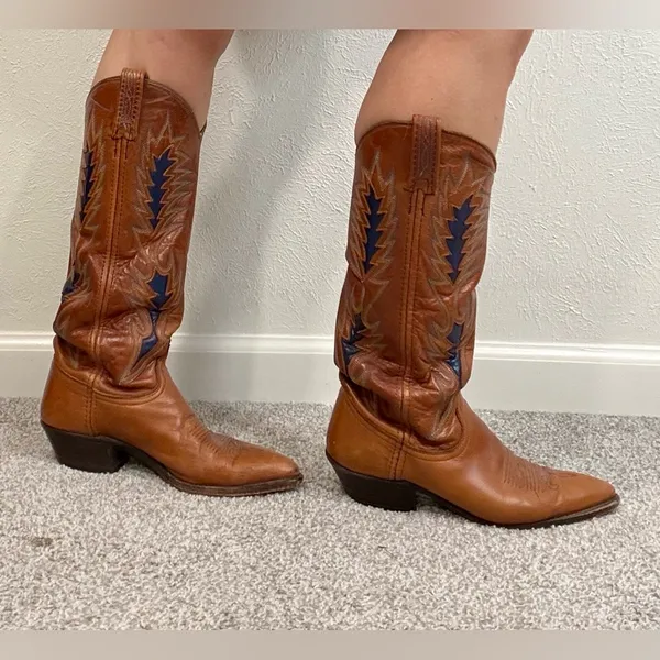 Vintage Dan Post Leather Cowboy Boots – Brown w/ Blue Stitching – Women’s 6.5-7 - Image 6