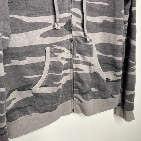 Others Follow‎ gray camouflage full zip jacket size medium - Image 2