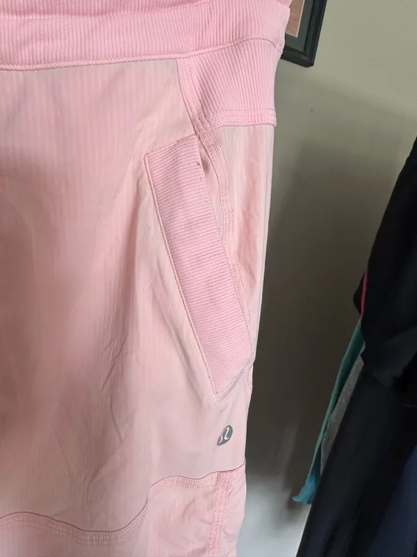 Lululemon Dance Studio Crop Pants in Light Pink-size 4 - Image 4