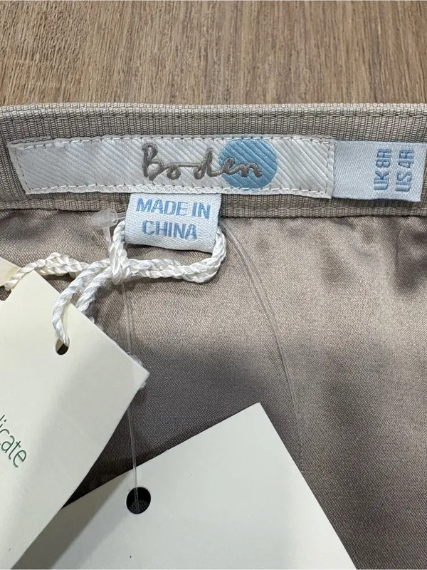 Nwt 🌟 Boden 🌟 Sequin Tulle Pencil Party Holiday Skirt Silver Sz 4 - Image 6