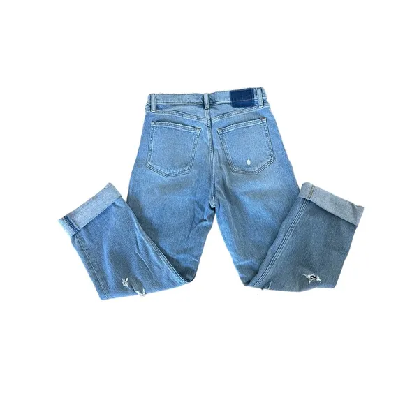 Abercrombie & Fitch - The 90's Straight Ultra High Rise Ripped Jeans in Blue - Image 4