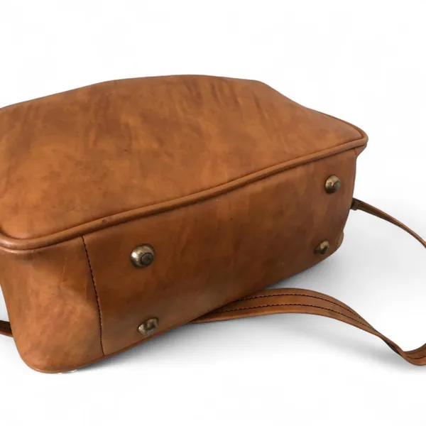 Scovill Brown Leather Duffle Carry on Suitcase Camera Messenger Crossbody Bag Travel Laptop Computer Books Work Office Preppy Minimalist Vintage Brass Hardware Men Unisex - Image 4