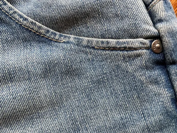 Vintage Levi's bush high waist jean shorts Wmns W30 - Image 10