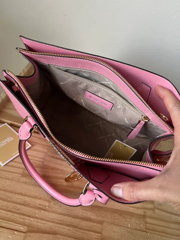 Michael Kors Purse - Image 10