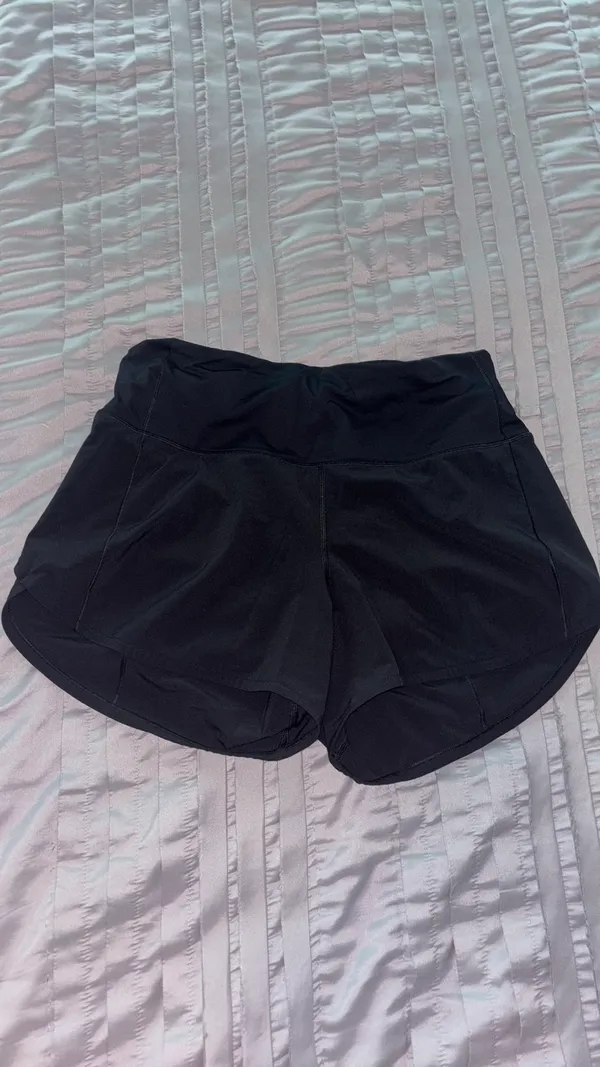 Lululemon Speed Up Shorts 4" - Image 4