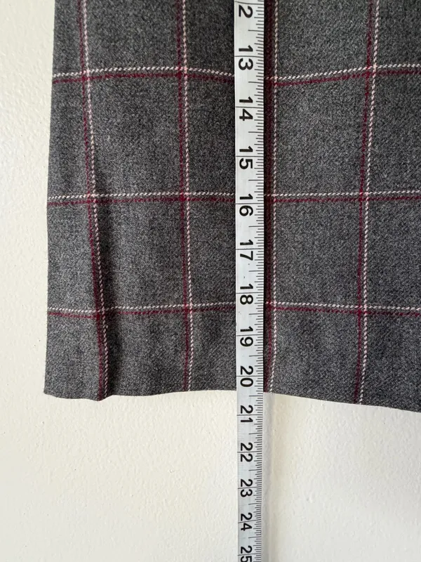 H&M Grey A-Line Plaid Windowpane Skirt - Image 7