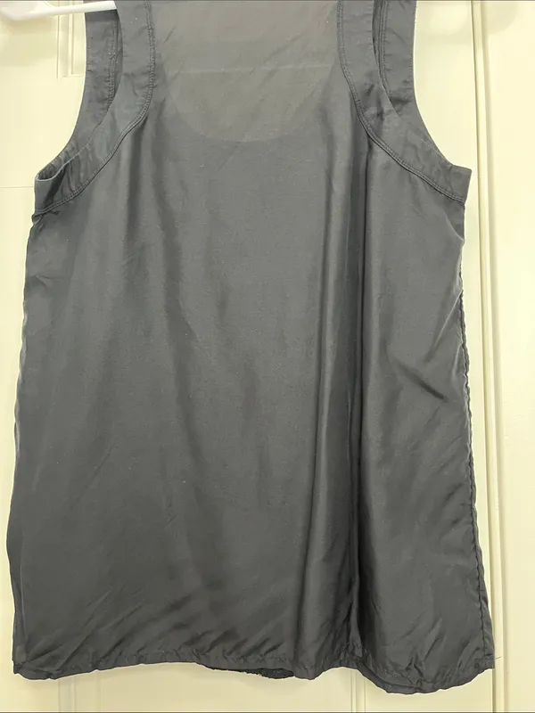 Banana Republic & J. Crew Sleeveless Silk Blend Blouse - Size XS - Image 8