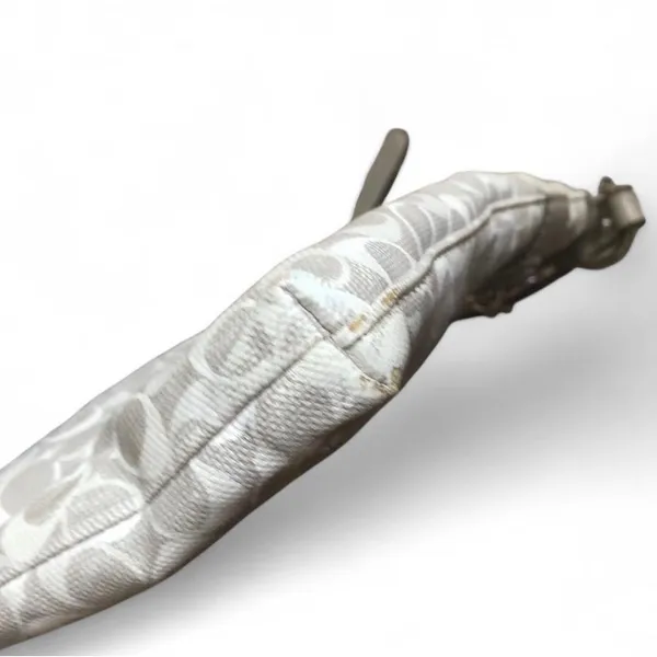 Coach Gray and White Crossbody Bag with Animal Print - Image 6