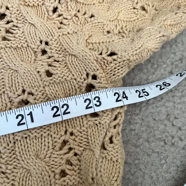 Womens Grannycore Cable Knit Fisherman Vneck Sweater Size 2 Chunky Tan button - Image 12
