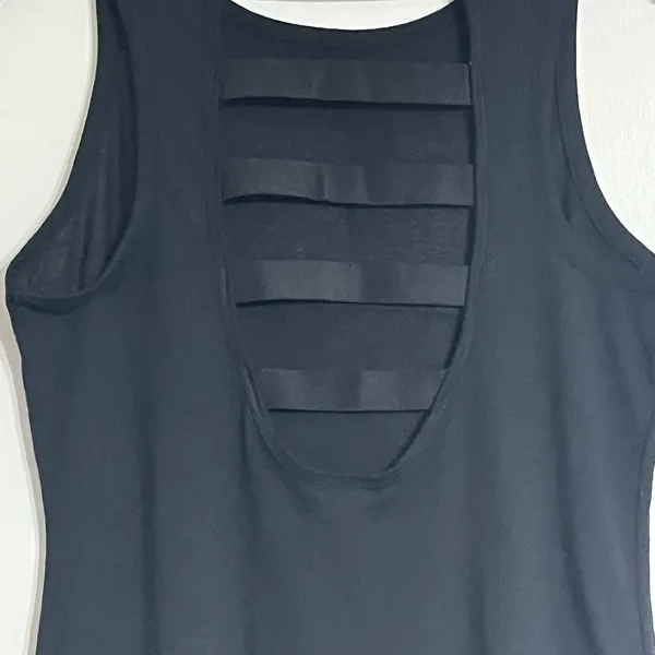 Victoria Sport Womens Black Racer Back Tank Womens Size Medium Athletic‎ - Image 8