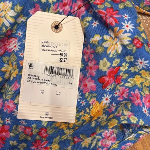 Floral billabong crop‎ top women’s size small NWT - Image 4