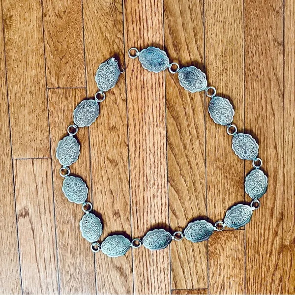 S.W. Concho Style Silver Link Belt Western Vibes - Image 4