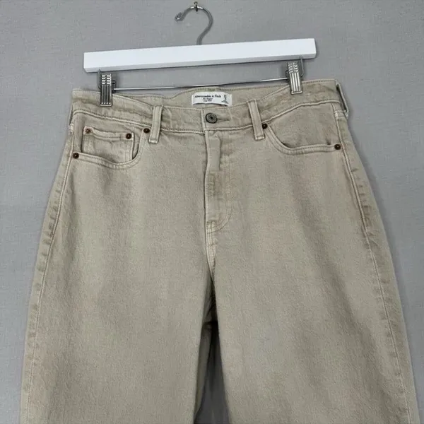 Abercrombie Curve love the baggy low rise beige jeans - Image 2