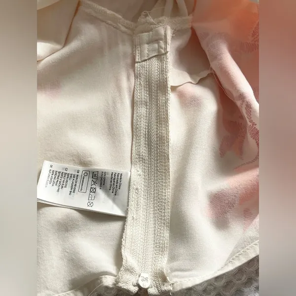 H&M Cream and Pink Floral Skirt Set - Image 7