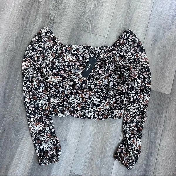 Lulus Womens Black Floral Crop Top Blouse Smocked Long Sleeve L NWT - Image 5