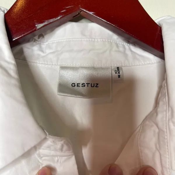 Gestuz white oversized boxy fit button down shirt sz 36 US 4 - Image 4