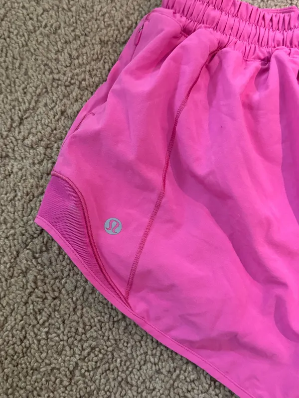 Lululemon Sonic Pink Shorts Hotty Hot - Image 4