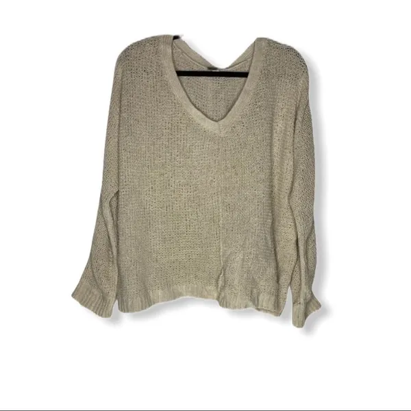 Free People V-Neck Sweater‎ - Image 10