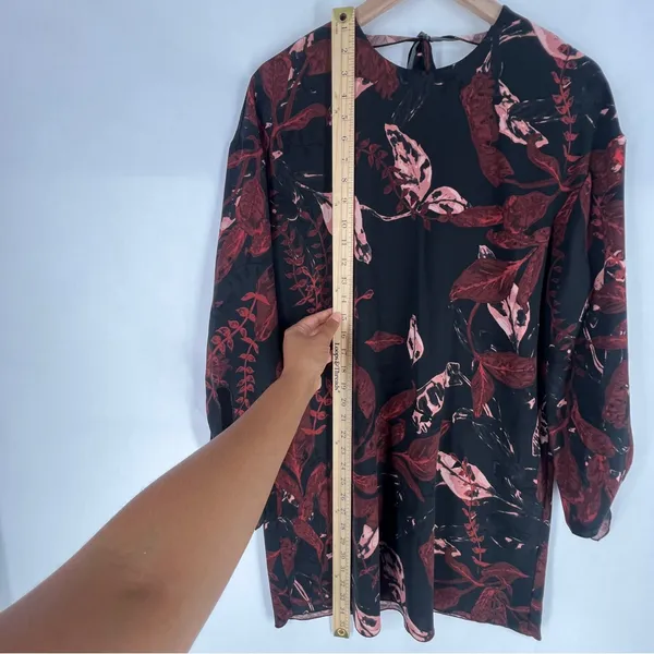 Aritzia Wilfred Charpont Dress‎ Open Back Dark Floral Black Burgundy Tie Sleeve - Image 14