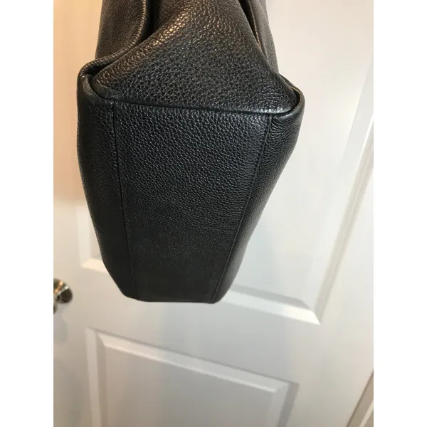 Coach Hobo Shoulder Bag in Black Pebbled Leather  EUC - Image 5