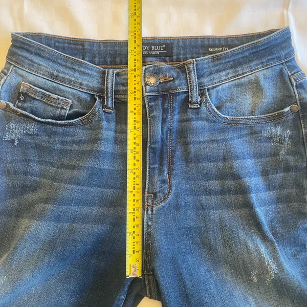 Judy Blue 7/28 Leopard Patch High Rise Ripped Skinny Raw Hem Jeans JB82166DK - Image 12