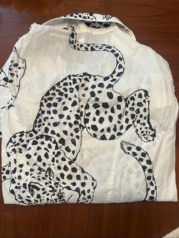Desmond And Dempsey Black Jaguar Cotton Pajama Set - Image 10