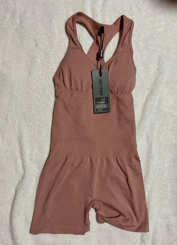 Bo+Tee FIGURE Open Back Define Luxe Unitard In Dusty Mauve - Image 5