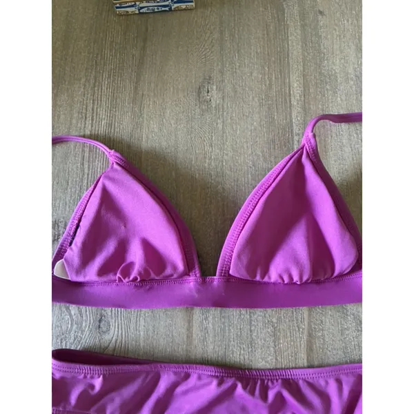Hurley Purple Bikini Set Logo Triangle Top & Hipster Bottoms Swimwear EUC Sz Sm - Image 4
