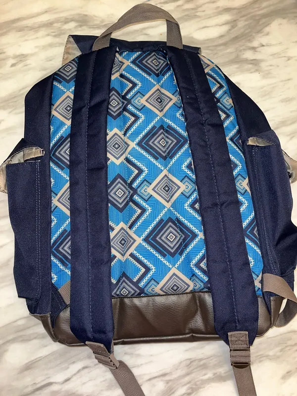 Wenzel Navy Blue Hiking Camping Backpack Outdoor Travel Daypack - Image 6