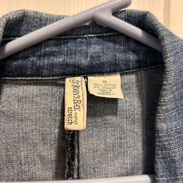 St. Johns Bay Womens 1X Blue Denim Blazer Jacket Stretch Cotton Medium Wash - Image 5