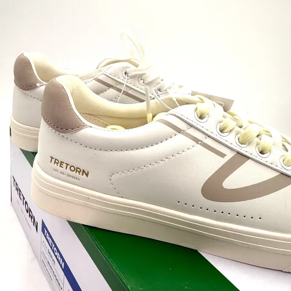 Tretorn Women's White Serve Sneakers New in Box Size 7 - Image 2