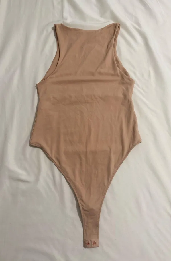 Zara Tan color halter neck bodysuit/S - Image 3