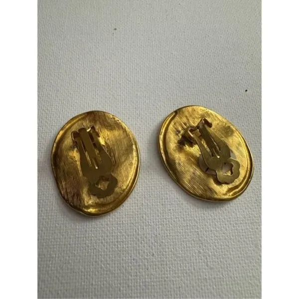 80's Vintage Womens Chunky Gold Tone Conclave Leafy‎ Oval Clip On Earrings Money - Image 3
