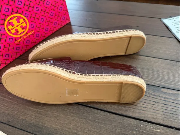 Tory Burch Burgundy Croc-Embossed Logo Espadrilles - Image 3