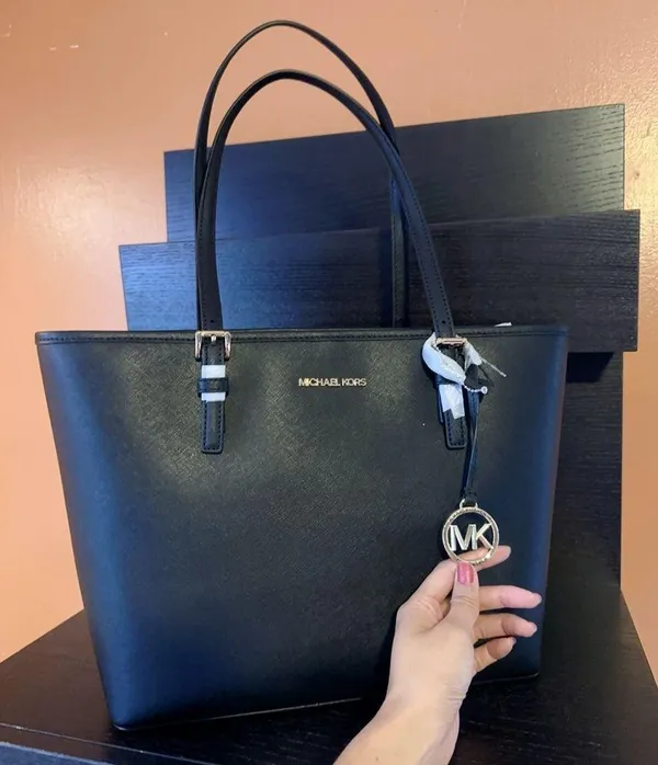 New Michael Kors shoulder bag adjustable hand strap genuine leather Sliver Logo - Image 5
