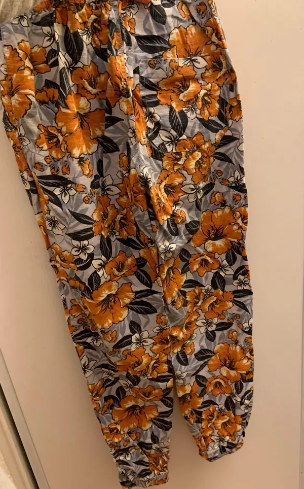 Flower Print Pants/joggers - Image 2
