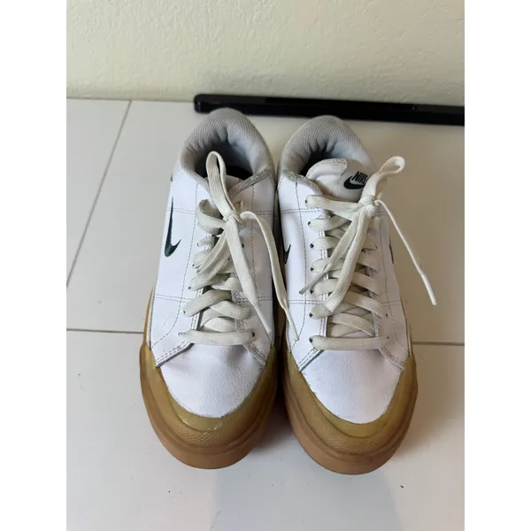 Nike Court Legacy Lift Platform Sneakers Women 7 White Gum‎ Sole Minimalist - Image 2