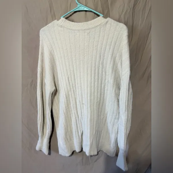 Aerie long sleeve sweater - Image 3