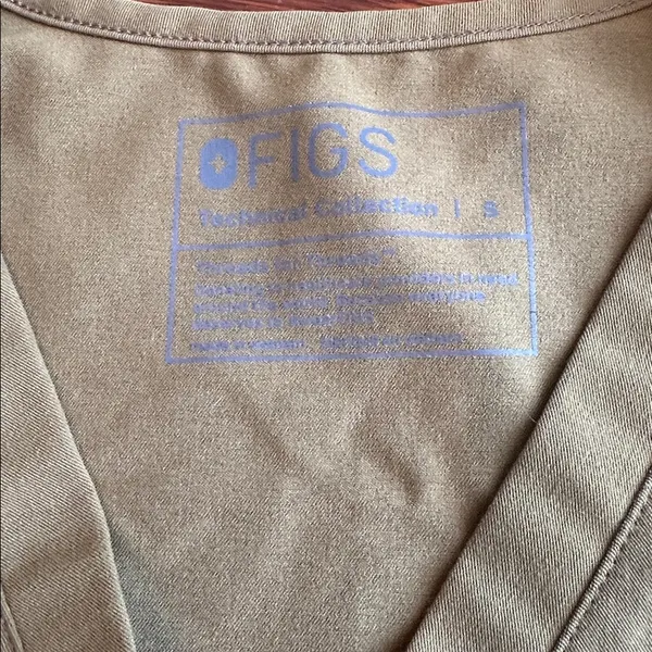Figs women’s technical olive scrub top size small - Image 5