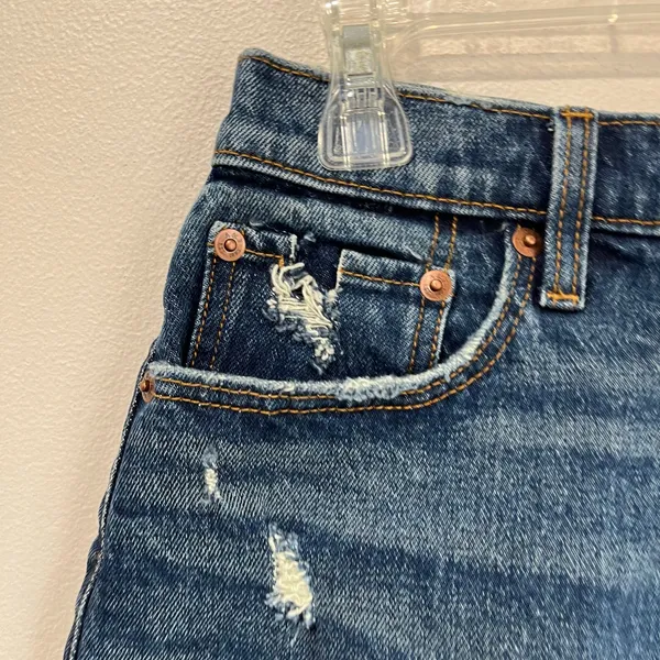 Abercrombie Mom Short‎ Mid Rise Curve Love Size 24 Distressed Denim Shorts - Image 6