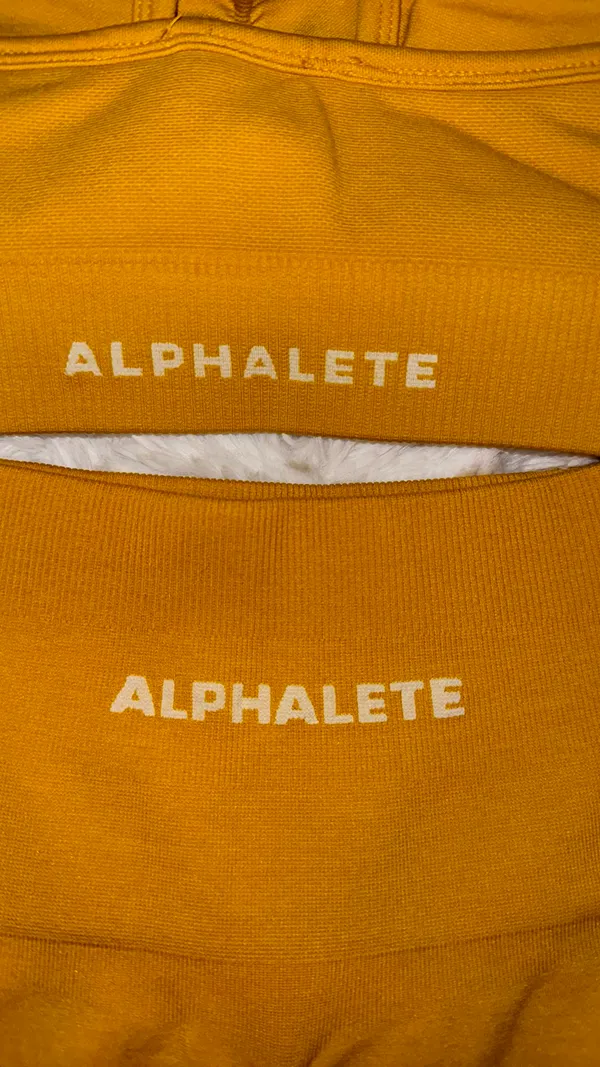 Alphalete leggings and sports bra - Image 3