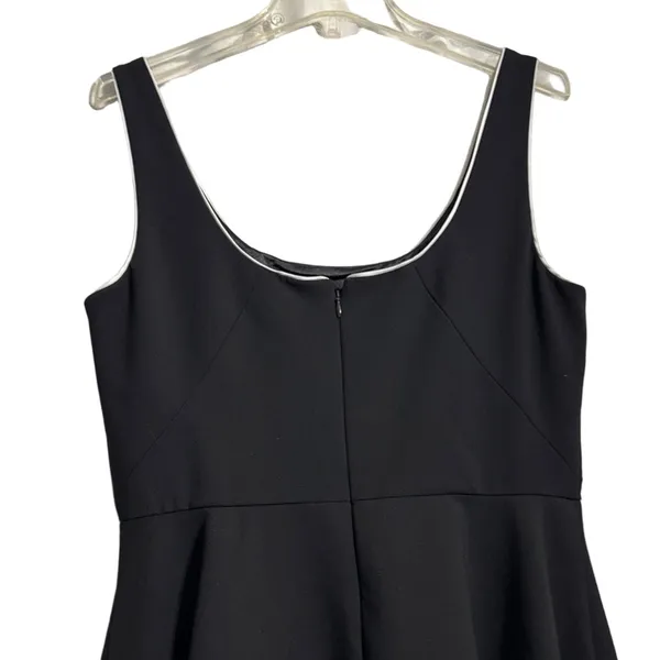 White House Black Market Black and White Mini Dress - Image 6