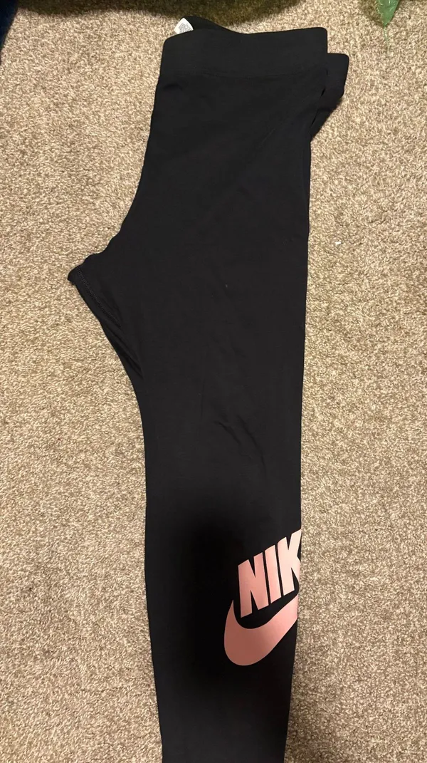 Nike Leggings - Image 2