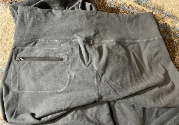 Lululemon Grey Flare Leggings - Image 4