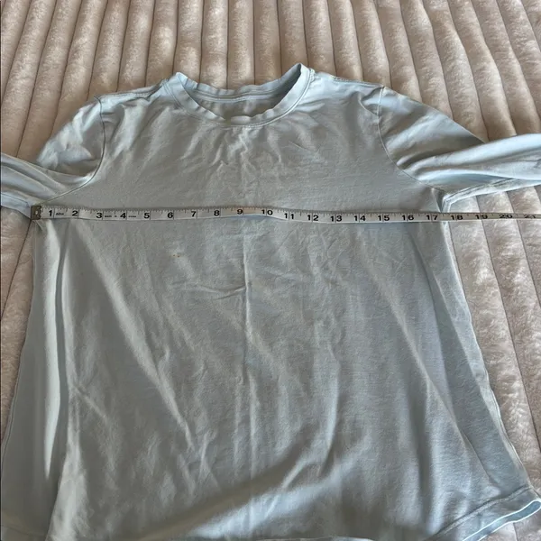 Lululemon Long Sleeve Tee - Image 6