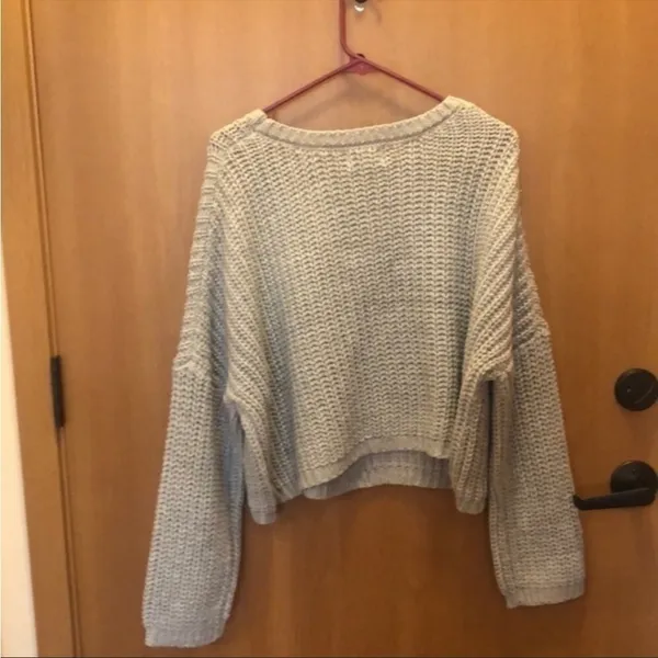 Francesca's Size Large Chunky Grey Cable Knit Sweater New with Tags - Image 7