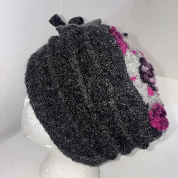 La Fenice Florence Italy Wool Blend Cloche Hat Grey Fuchsia Flower Made in Italy - Image 8