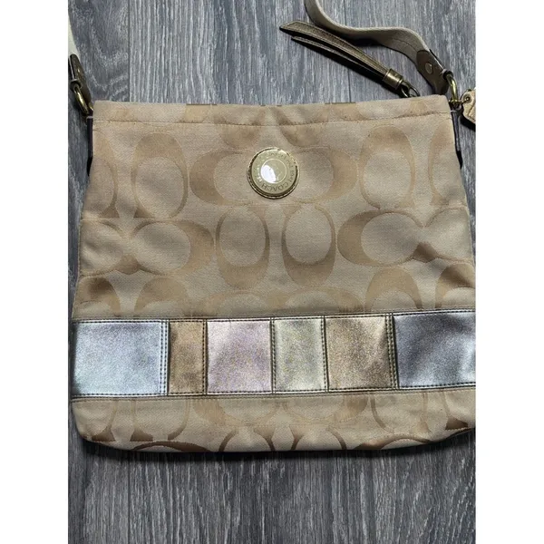 Vintage Coach Signature Metallic Patchwork Crossbody Bag Khaki Gold F19209 - Image 2