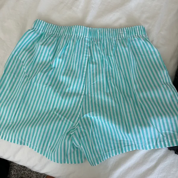 Old Navy Blue striped boxer shorts - Image 4