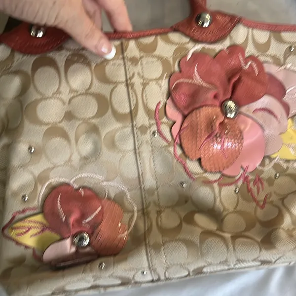 Coach Signature Floral Tote Bag Handbag Y2K - Image 6